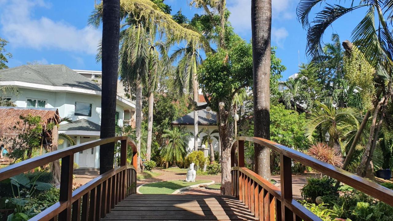 Pinjalo Resort Manoc-Manoc Екстер'єр фото