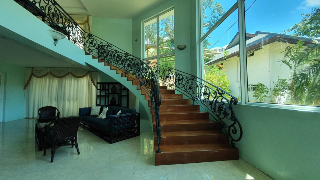 Pinjalo Resort Manoc-Manoc Екстер'єр фото